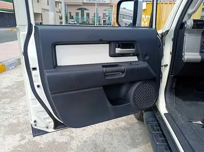 2016 Toyota FJ CRUISER photo 11