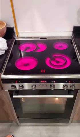 Free Delivery- SIEMENS Latest Model 4-Burner Electric Ceramic Cooking Range 60x60 cm