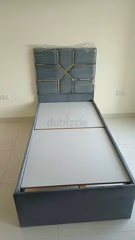 SINGLE BED WITH MATTRESS 90X190 CM