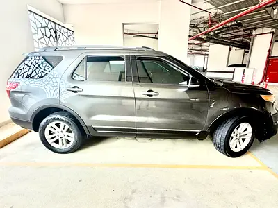 2015 FORD EXPLORER 照片 3