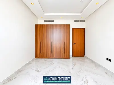 BRAND NEW 1-BEDROOM HALL WITH 1 1 MONTH FREE