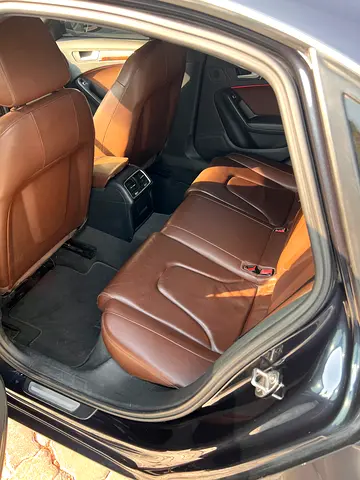 صورة 8 لـ 2014 AUDI A4