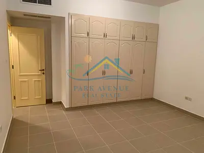 Amazing 1 BHK Available in Tourist club with Cabinets