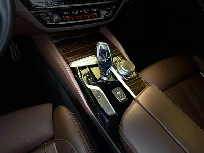 صورة مصغرة 16 لـ 2017 BMW 5-SERIES