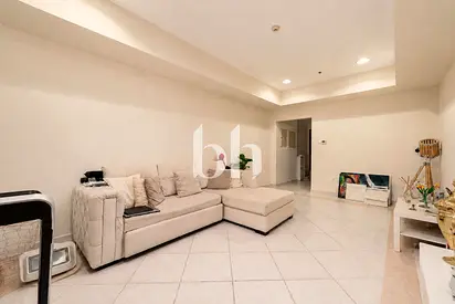 Exclusive | Sea View | Unfurnished