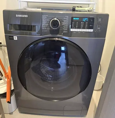 Samsung Combo Washer Dryer 8kg Washer 6kg dryer latest model excellent condition