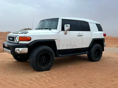 Well Maintained Toyota FJ Cruiser Adventure 2008 | GCC Specs