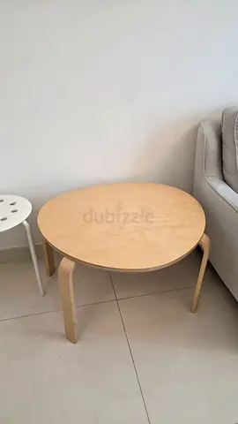 Modern Light Wood Round Coffee Table