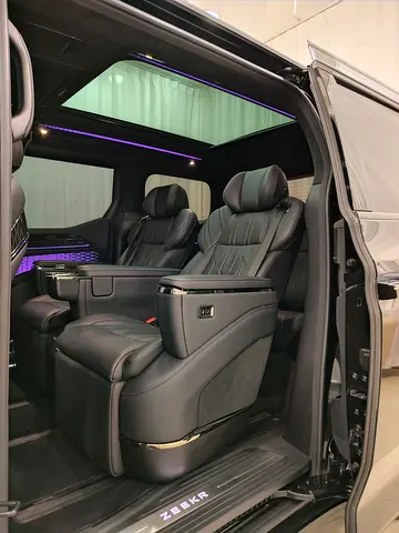 2023 Zeekr 009 照片 11