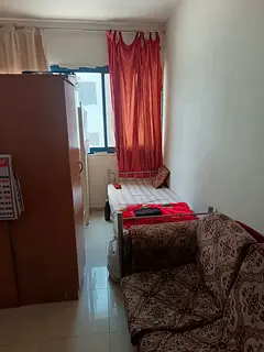 Bed space available for excutive bachelor