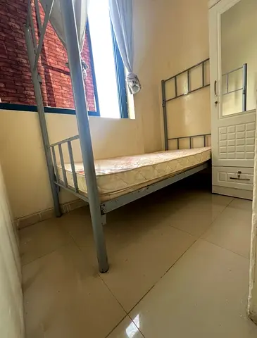 Fully Furnished Window closed Partition for an Indian Male only– Al Falah Street – Ready to move