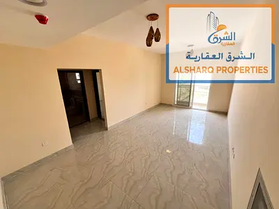 شقة جديدة أول ساكن غرفة وصالة مع إجمالي 2 حمام وبلكونة وموقف سيارات بالقرب من السوق الصيني ومركز القبائل للتخفيضات | الجرف 3