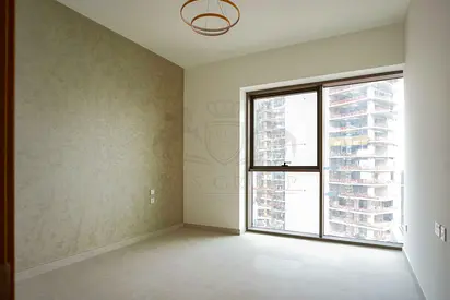 Brand New Unit | Spacious Layout | Unfurnished | 902 sqft