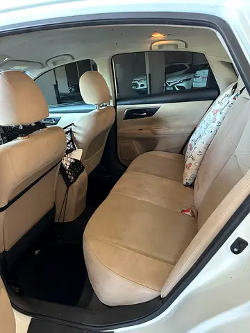 2015 Nissan ALTIMA 缩略图 7