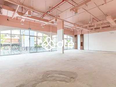 Semi-Fitted Retail | multiple options| Can Be Merged with R2