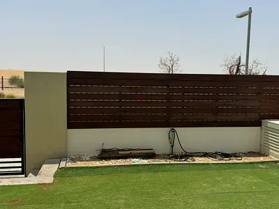 Wall privacy Fence
