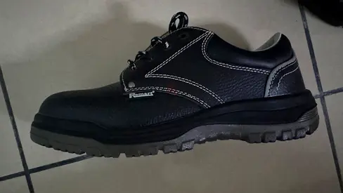 New Safety Shoes 43