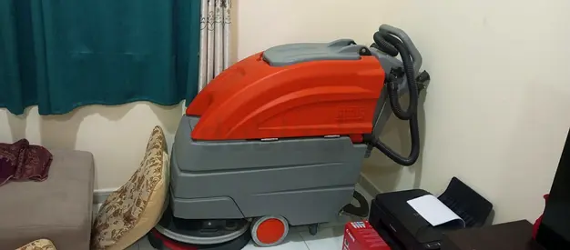 Used Industrial Floor Scrubber / Automatic Scrubbing Machine - Good Working Condition