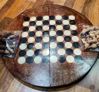 Wooden chess box 51cm length