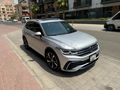 Agency Maintained Volkswagen Tiguan R-Line Premium 2022 | GCC | Top Option