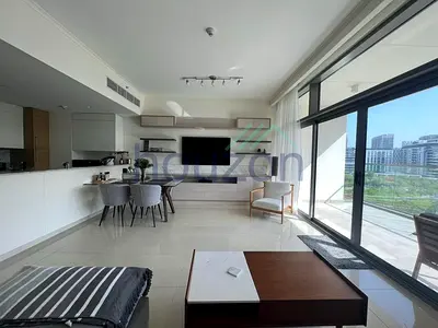 Fully Furnished 2BR | Pool View | Park Access
