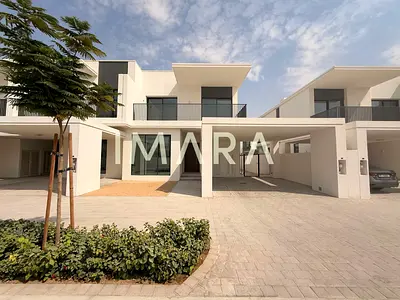 Single Row | Vastu | Golden Beach Access