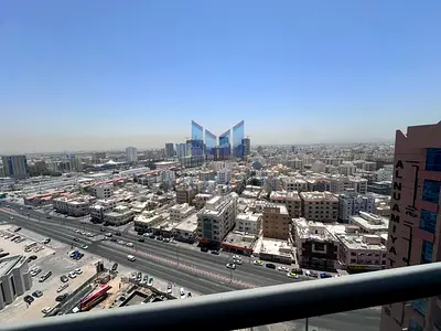 عرض مميز: شقة استوديو للإيجار في "هورايزن تاور" (Horizon Tower) - خيار مثالي للعائلات مع إطلالة مفتوحة.