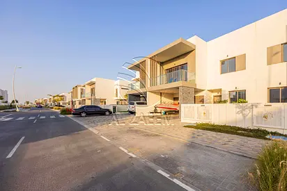 Single Row | Furnished Villa | Enhanced Privacy