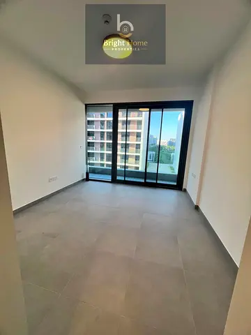 * Luxury 1BHK: Brand New, Smart Lock, Balcony & Complete Amenities