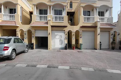 2BR Townhouse | Community View | Well Maintained