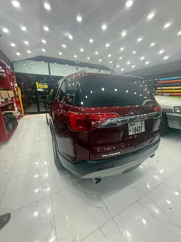2017 GMC ACADIA 缩略图 4