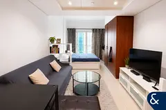 Studio | Lake View | Available September