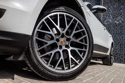 Porsche Macan Standard, миниатюра 9
