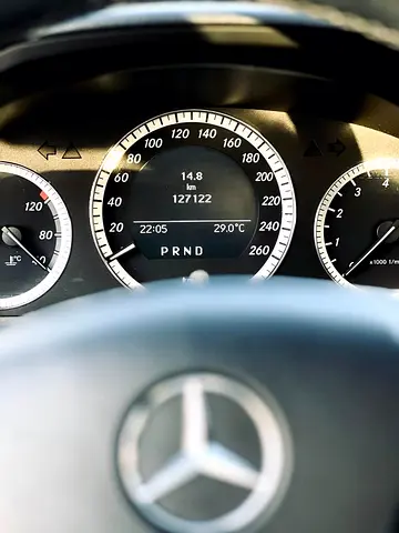 صورة مصغرة 3 لـ 2011 Mercedes-BENZ C-CLASS