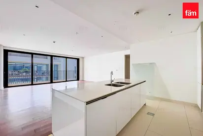 Spacious | 1 Bedroom | Boulevard Facing| Vacant