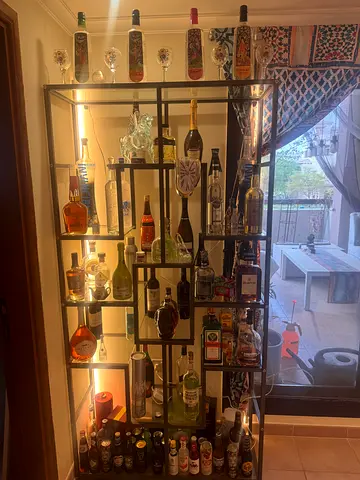 Bar stand