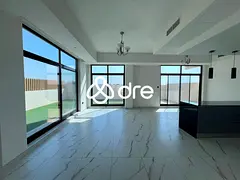 Corner 4BR Villa | Elie Saab | District 11