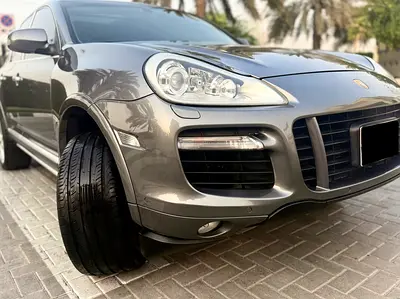 PORSCHE TURBO S, RACING CAR VERY POWERFUL ENGINE, LOW MILEAGE NO FAULTS READY TO DRIVE FOR LONG LIFE