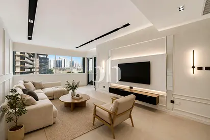 Premium 1BR Apartment | Community View | JLT