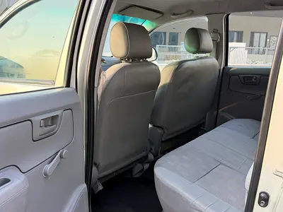 2011 Toyota HILUX 照片 13