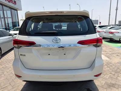 2019 Toyota FORTUNER 照片 7