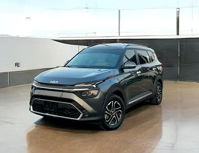 صورة 3 لـ 2023 KIA CARENS