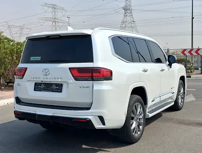 2025 Toyota LAND CRUISER 照片 6