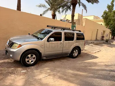 Nissan Pathfinder SE 2009 | GCC Specs | Reliable Family SUV