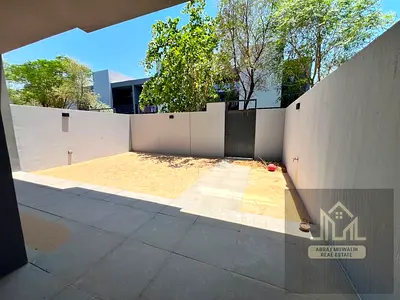 Luxury 3BR / Close to Swimming Pool / Bottom Price / Ready to Move
