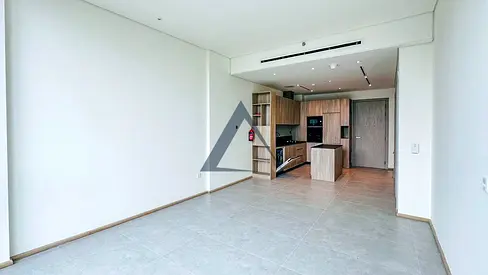 Premium unit | Pool View | Vacant