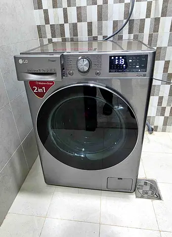 LG 10/7kg Washer Dryer Combo Machine Digital Invtar Latest Version