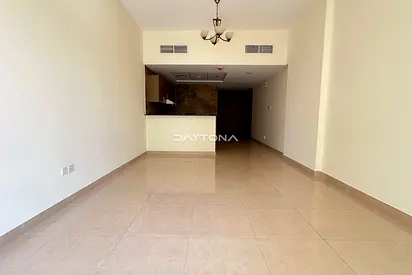 LARGE SPACE STUDIO | WITH ALL AMENTIES | IN DLRC