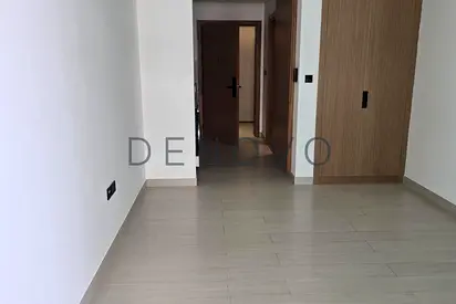 Spacious Layout | Ready to Move | Prime Location