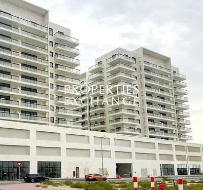 SPACIOUS BALCONY | AMENITIES VIEW | NEAR MARINA